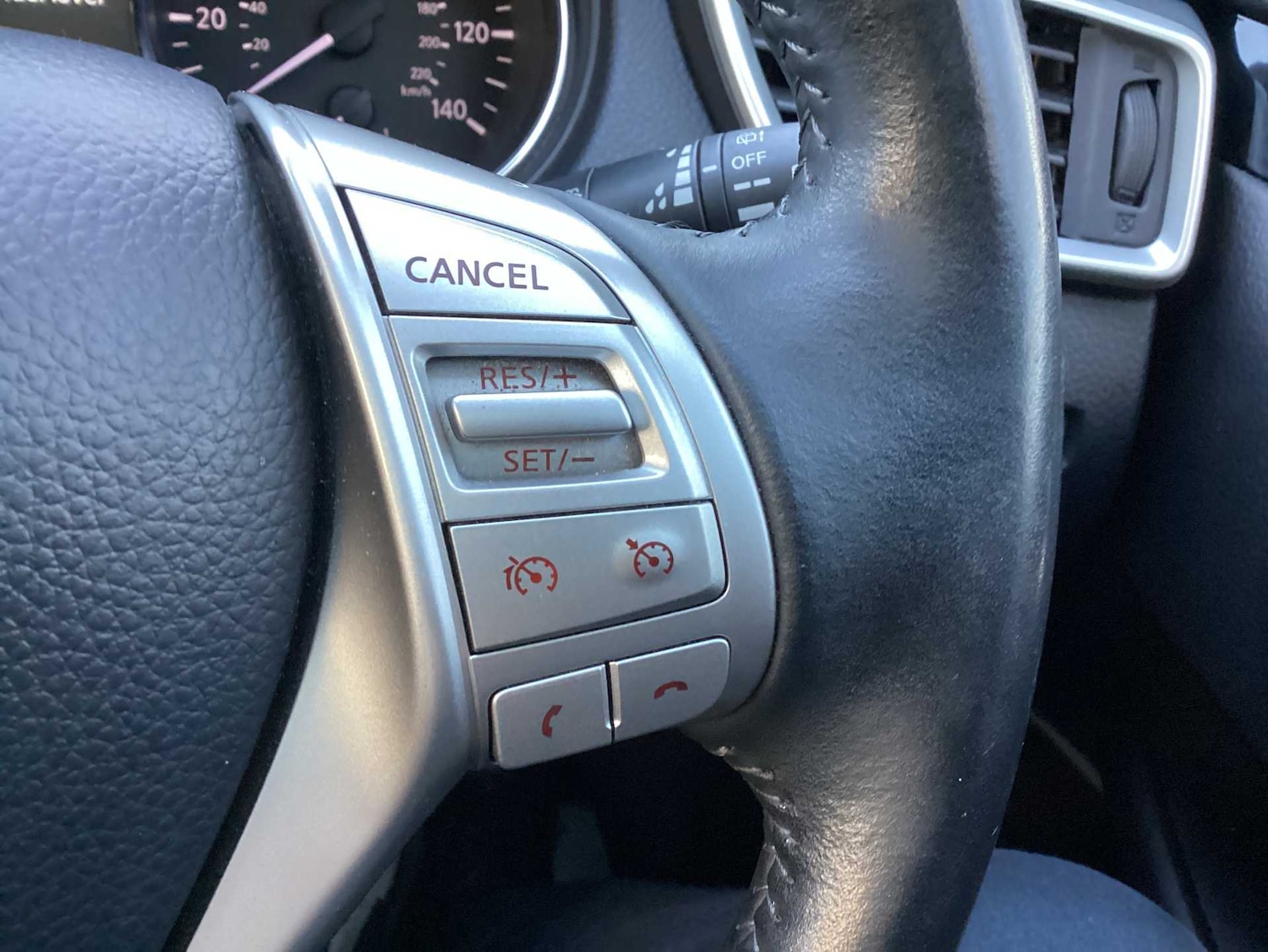 Used Nissan Qashqai 2016 for sale - 76982899: Photo 23