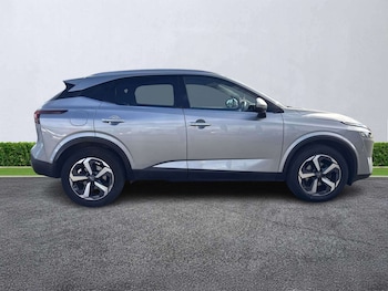 Used Nissan Qashqai 2023 for sale - 79371930: Photo