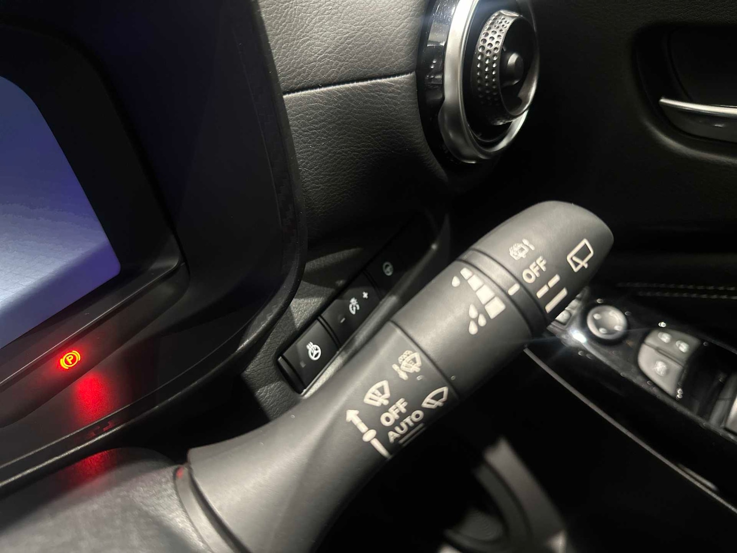 Used Nissan Juke 2024 for sale - 76693440: Photo 25