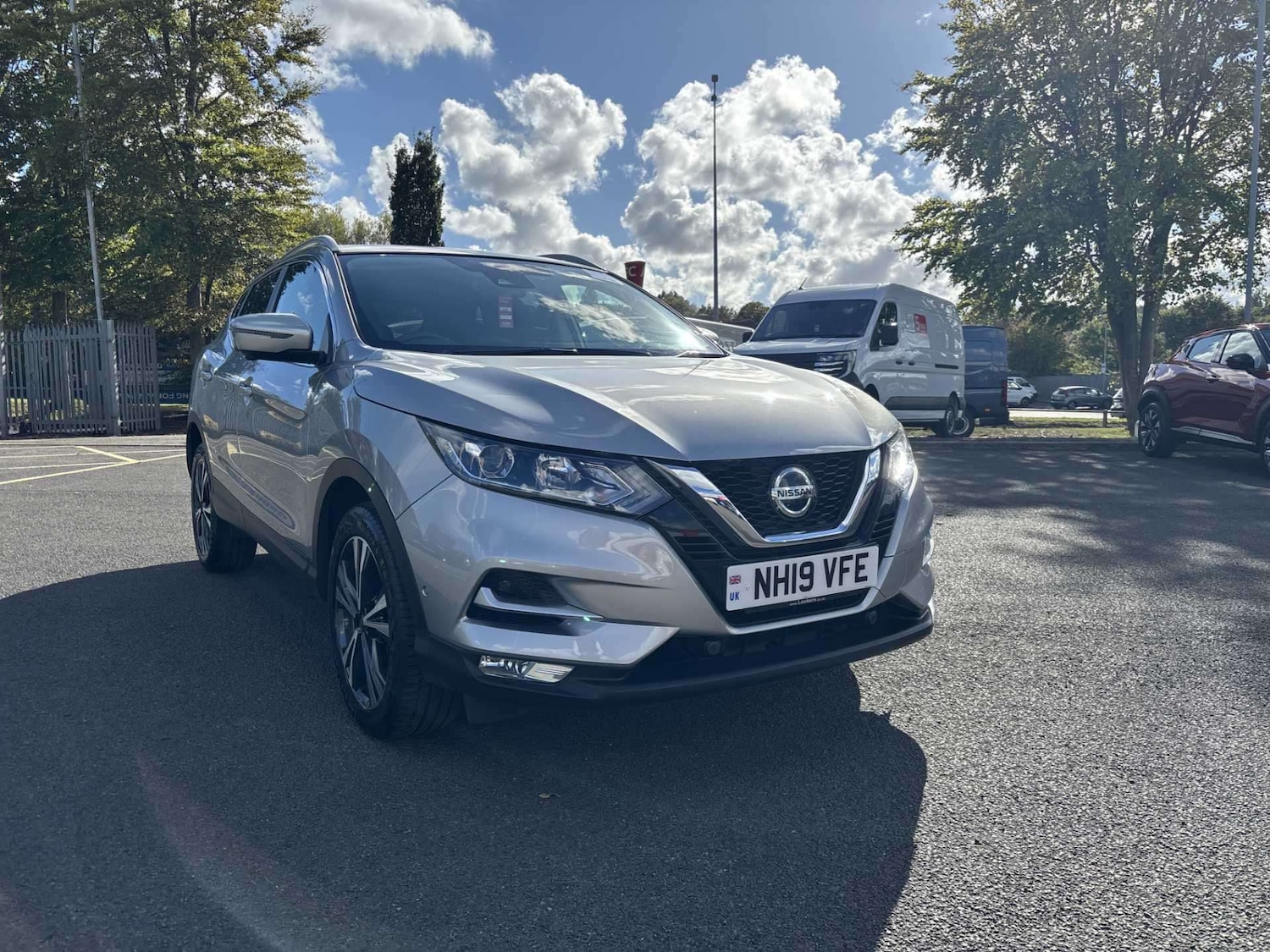 Used Nissan Qashqai 2019 for sale - 76232752: Photo 2