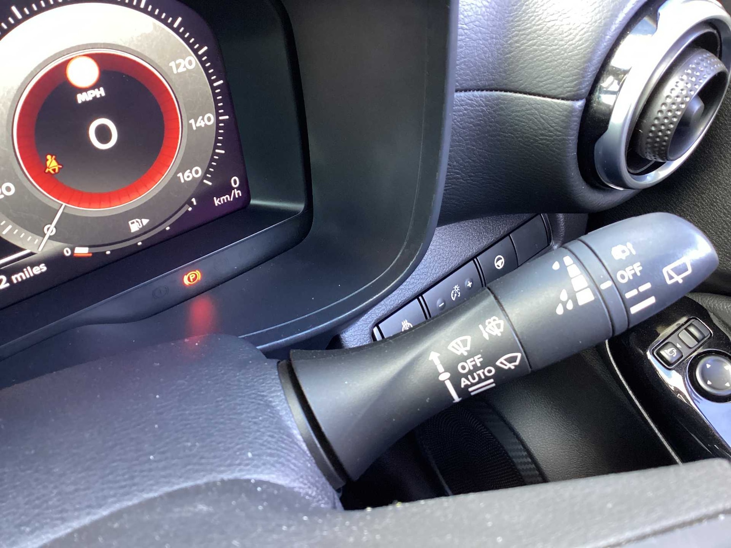 Used Nissan Juke 2024 for sale - 76046067: Photo 25
