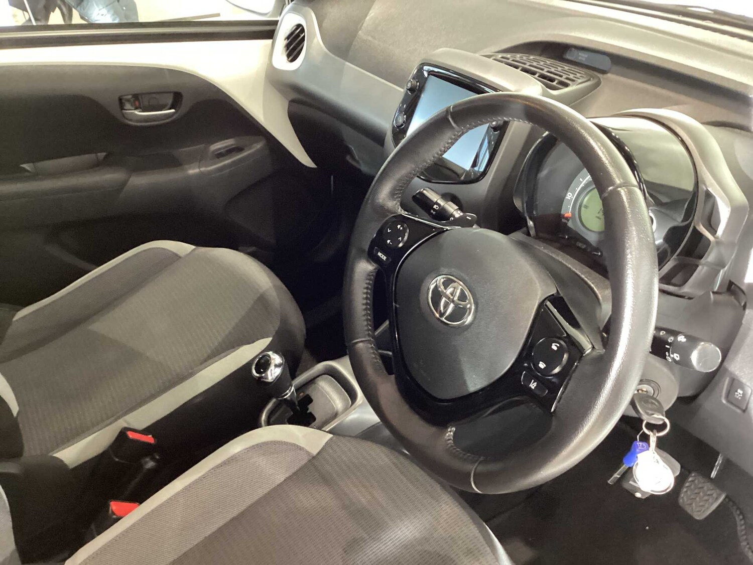 Used Toyota AYGO 2021 for sale - 76749003: Photo 14