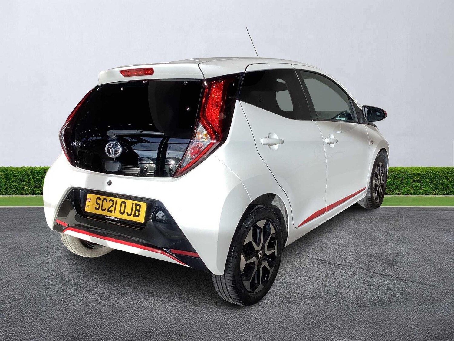 Used Toyota AYGO 2021 for sale - 76749003: Photo 17