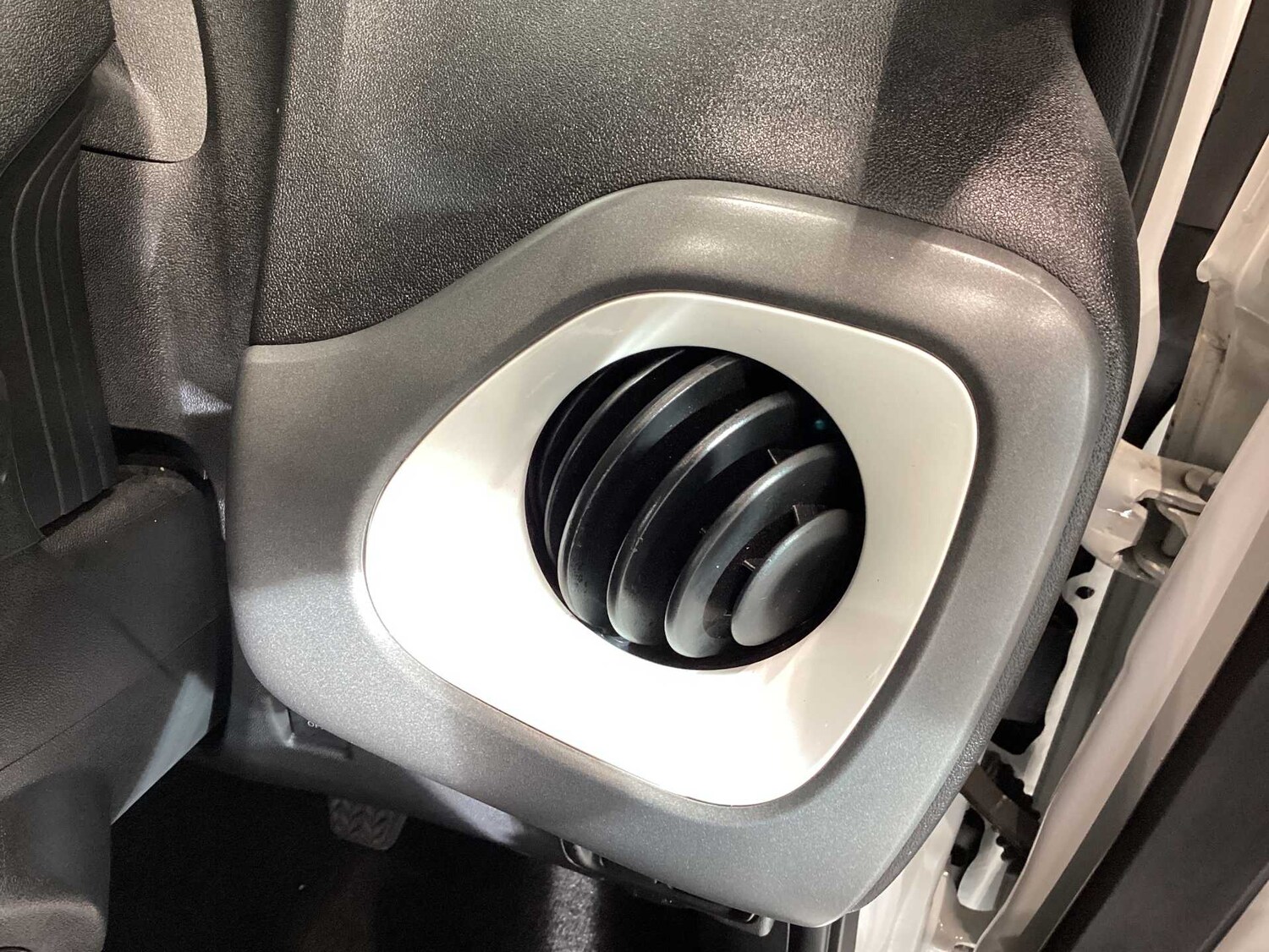 Used Toyota AYGO 2021 for sale - 76749003: Photo 21