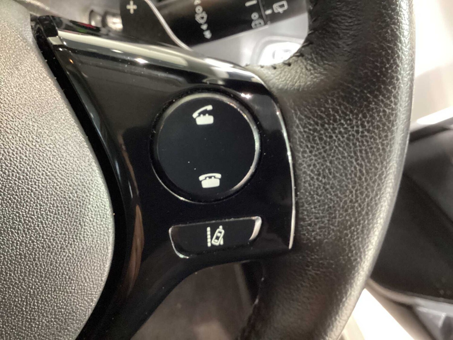 Used Toyota AYGO 2021 for sale - 76749003: Photo 23