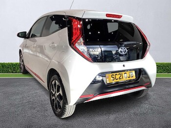 Used Toyota AYGO 2021 for sale - 76749003: Photo
