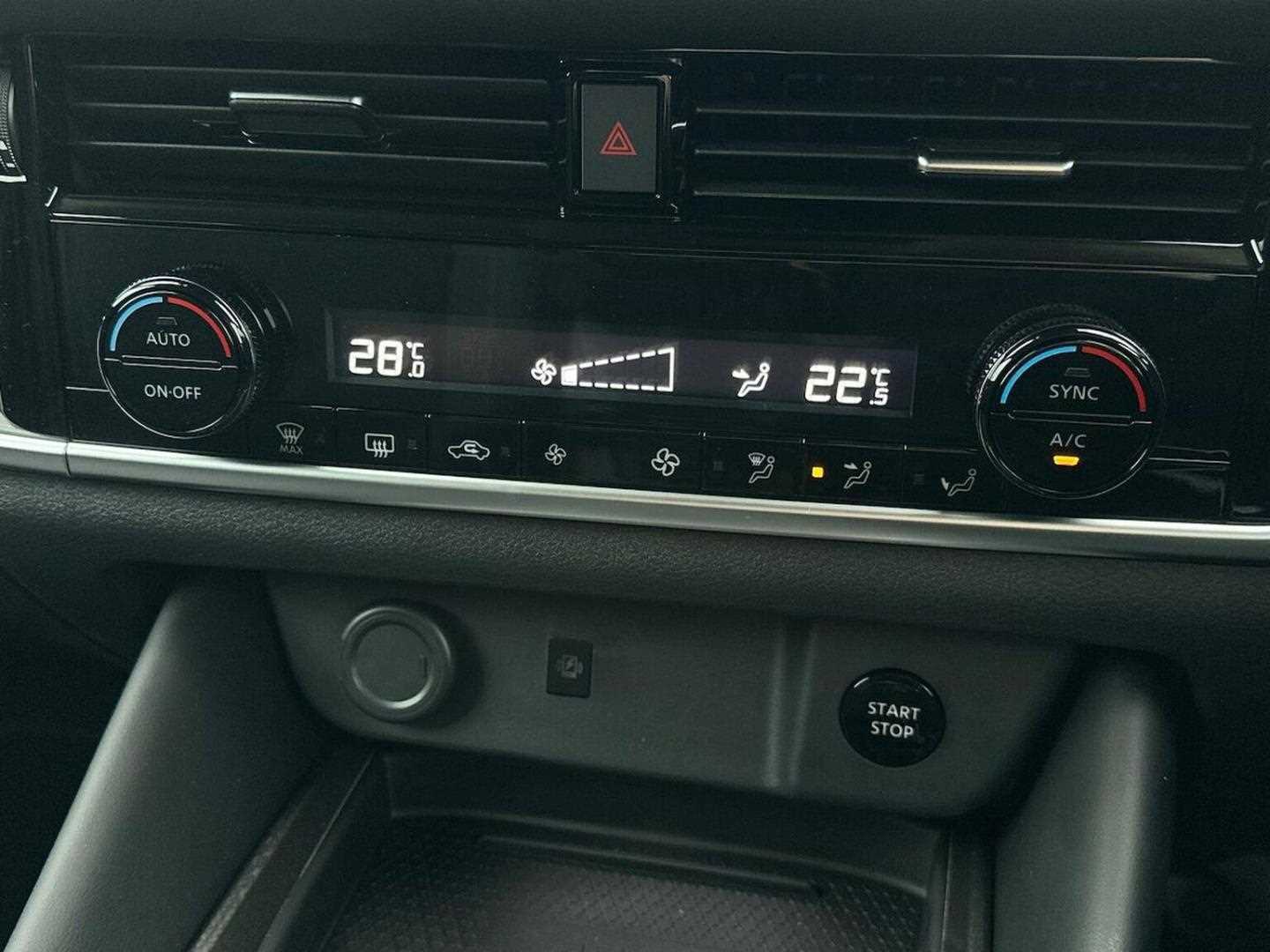 Used Nissan Qashqai 2024 for sale - 76532497: Photo 12