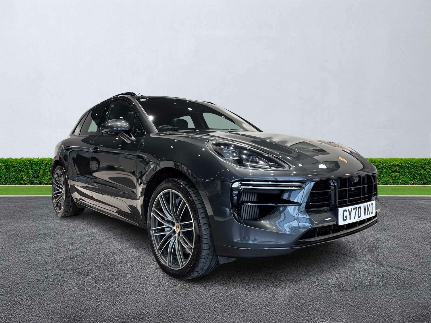 Used Porsche Macan 2020 for sale - 76809431: Photo 1