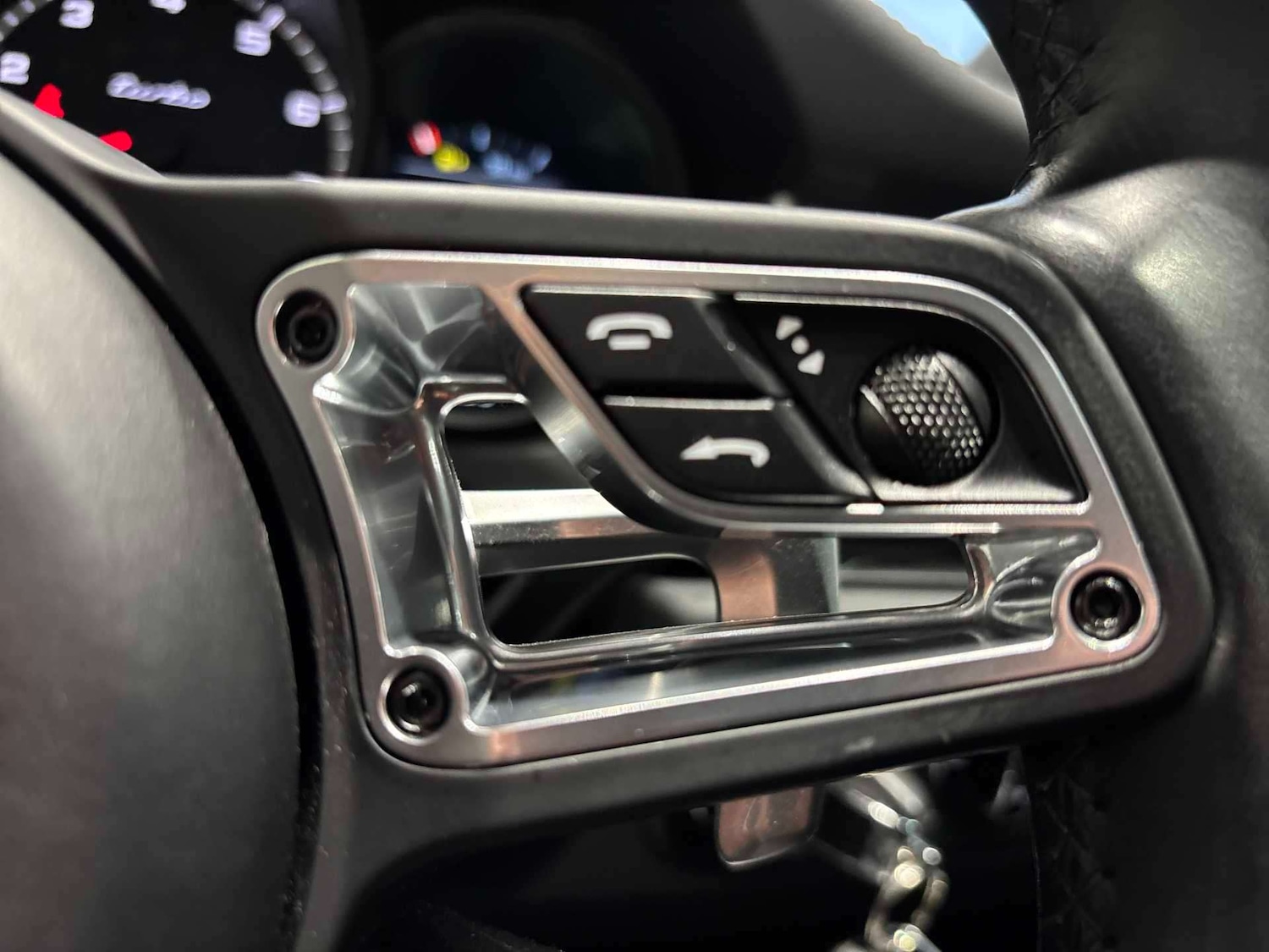 Used Porsche Macan 2020 for sale - 76809431: Photo 23