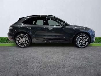 Used Porsche Macan 2020 for sale - 76809431: Photo