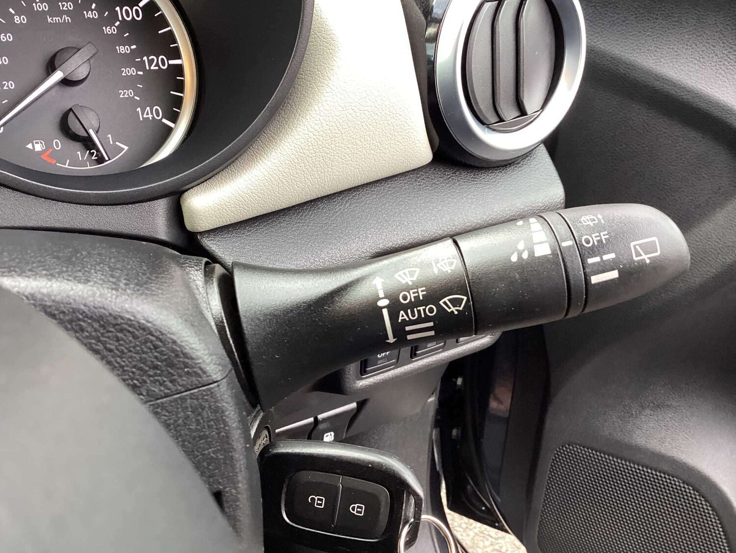 Used Nissan Micra 2022 for sale - 76287318: Photo 23