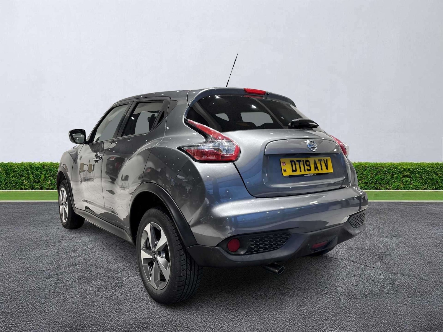 Used Nissan Juke 2019 for sale - 78196379: Photo 2