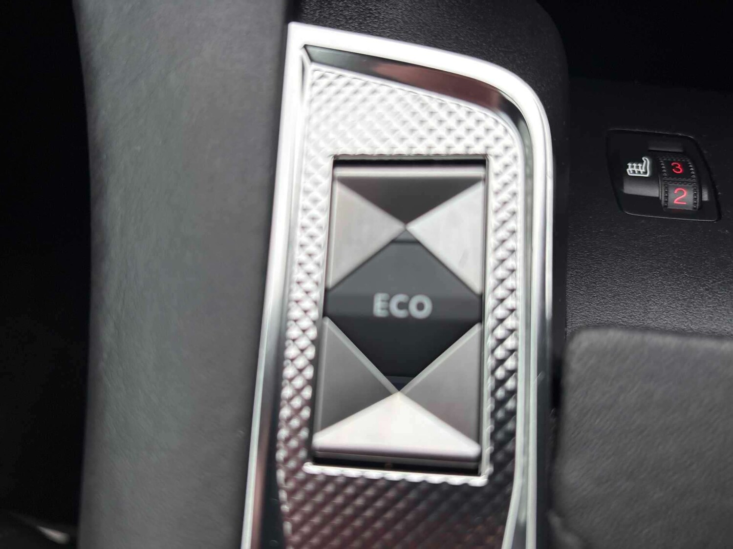 Used DS Automobiles DS 7 2019 for sale - 77542469: Photo 37