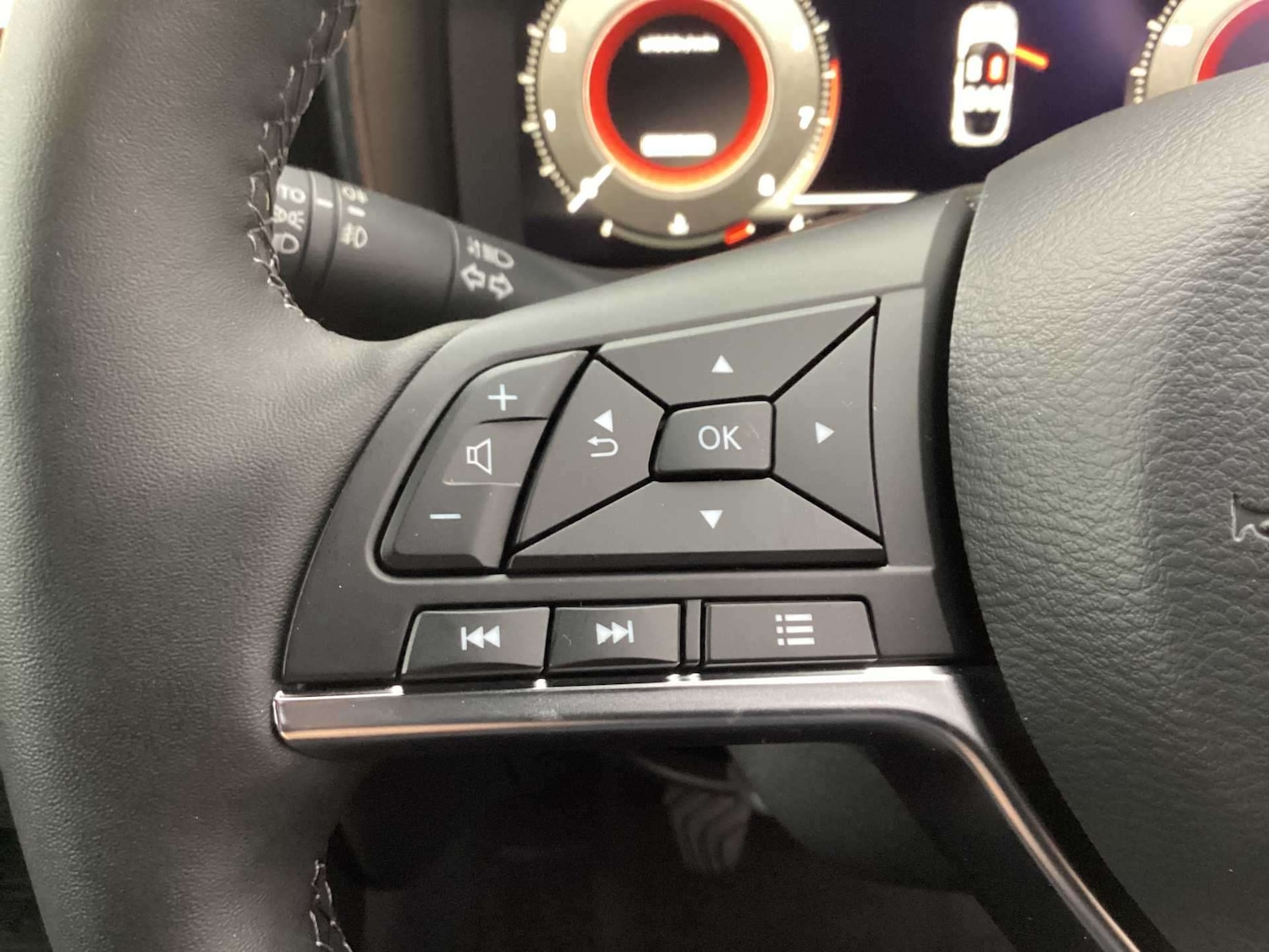 Used Nissan Juke 2024 for sale - 76497343: Photo 23