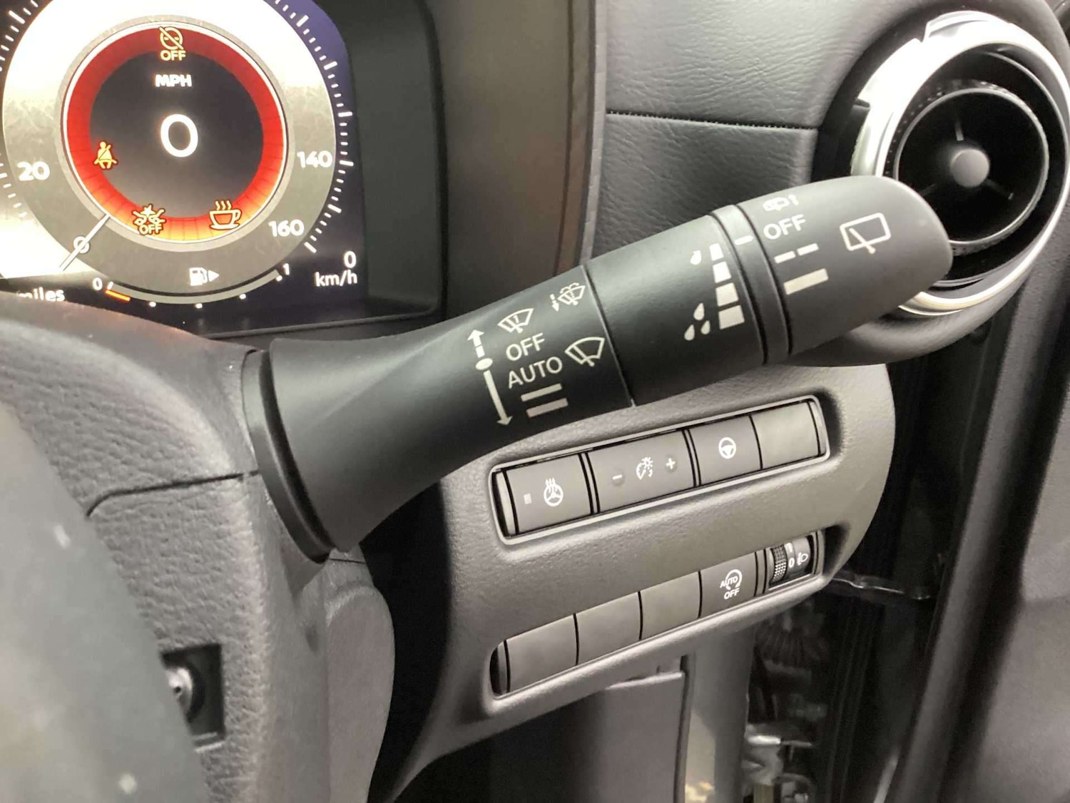 Used Nissan Juke 2024 for sale - 76497343: Photo 24