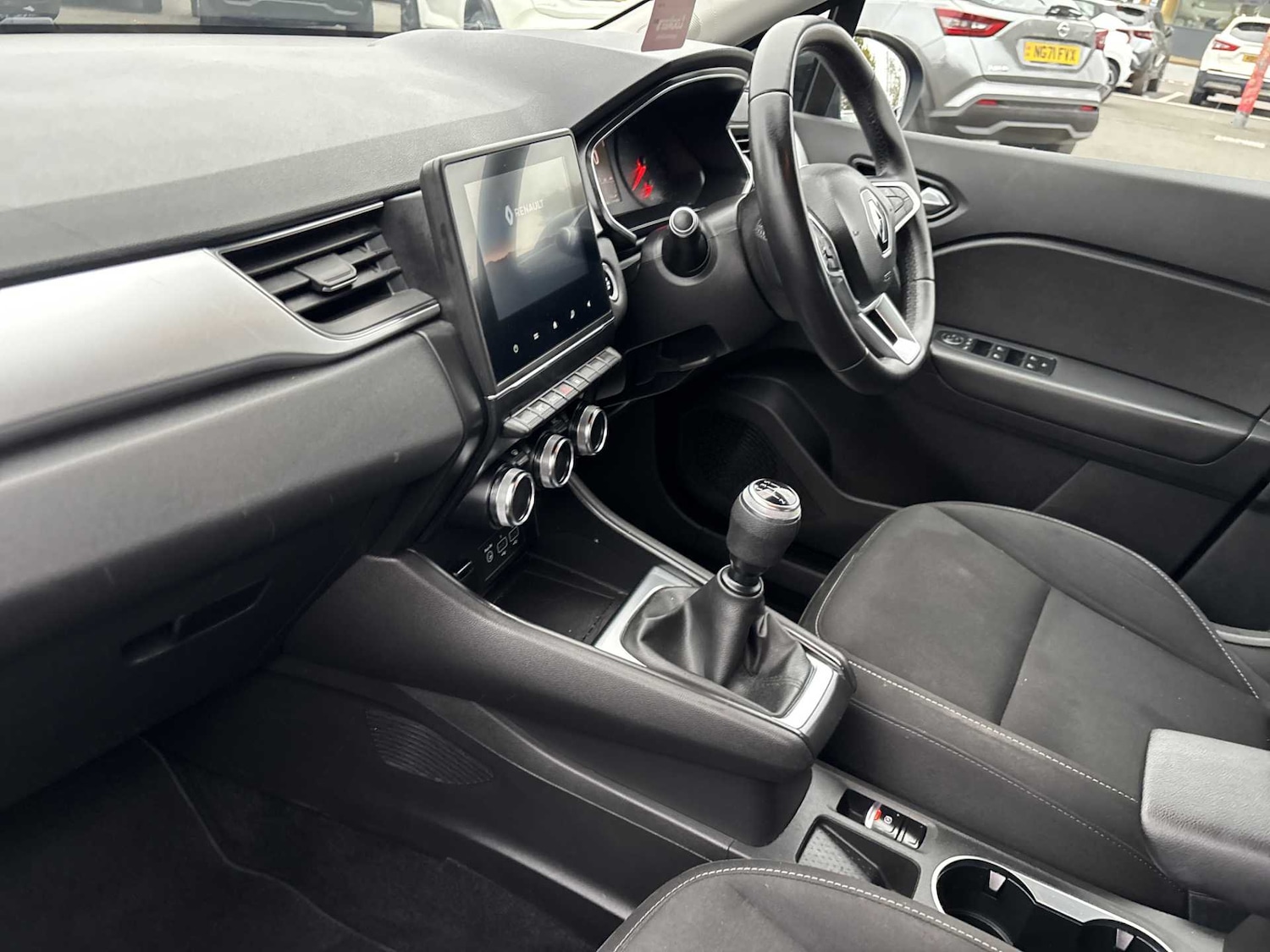 Used Renault Captur 2020 for sale - 76268391: Photo 7