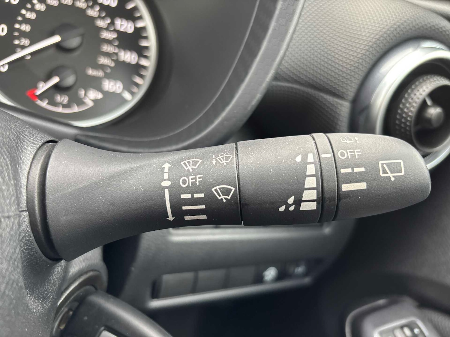 Used Nissan Juke 2023 for sale - 76439792: Photo 25