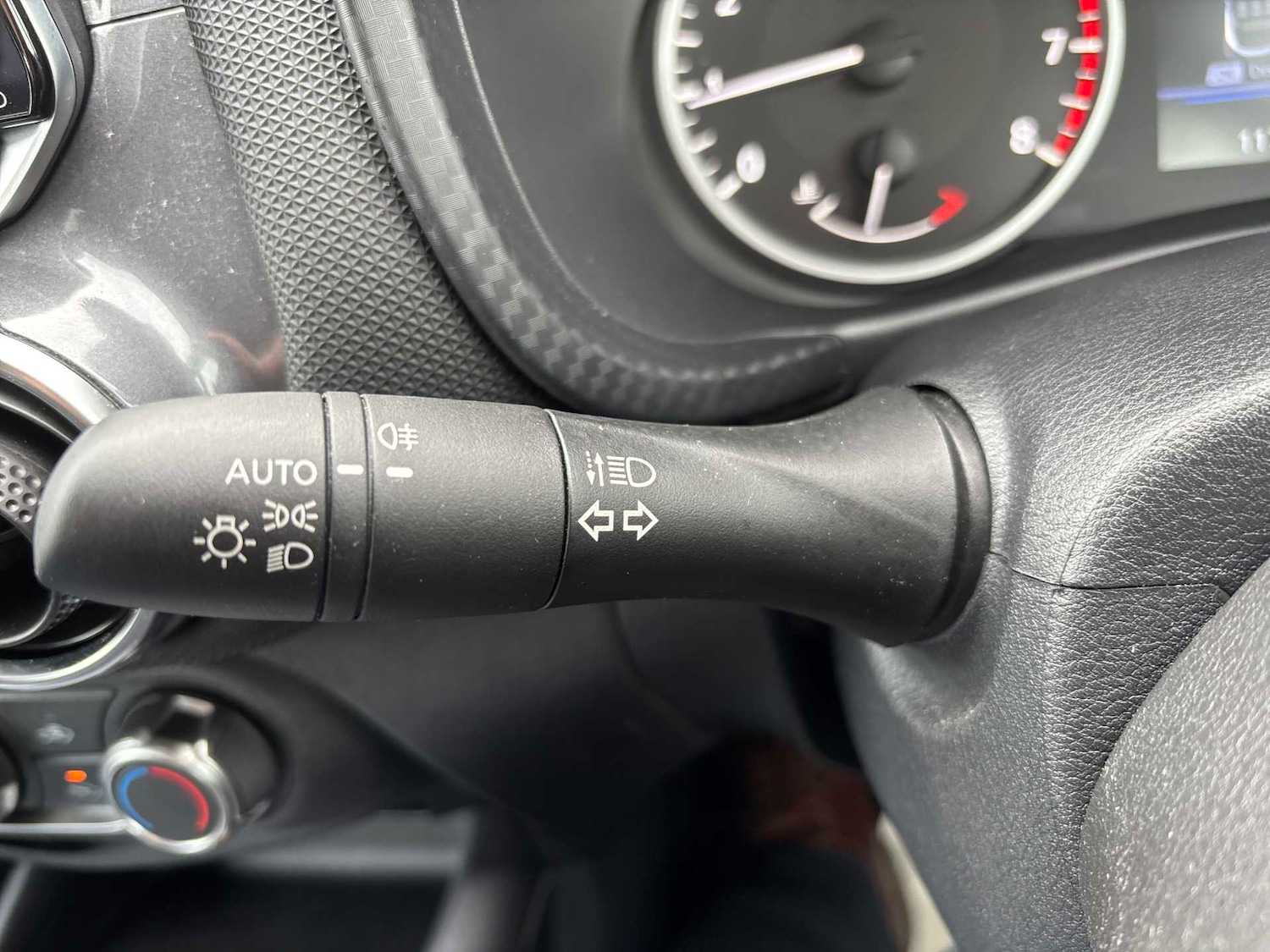 Used Nissan Juke 2023 for sale - 76439792: Photo 26