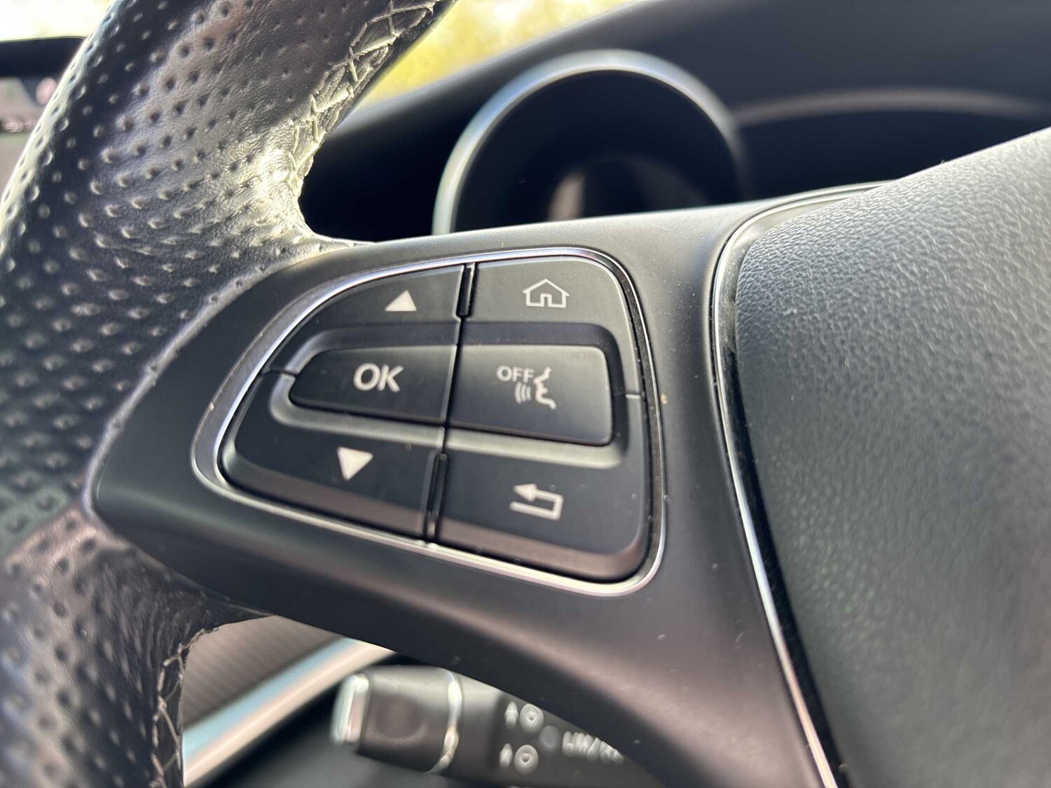 Used Mercedes-Benz V-Class 2023 for sale - 77488744: Photo 24