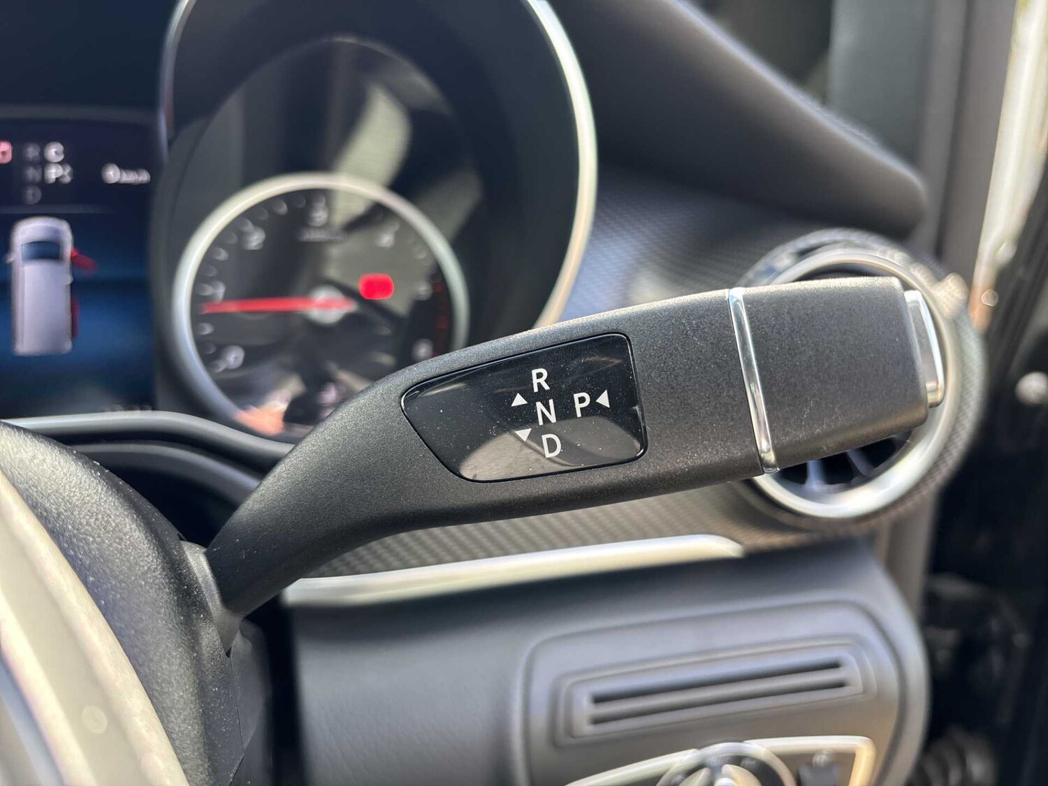 Used Mercedes-Benz V-Class 2023 for sale - 77488744: Photo 25