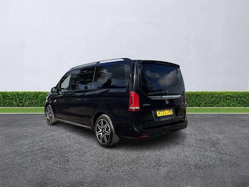 Used Mercedes-Benz V-Class 2023 for sale - 77488744: Photo