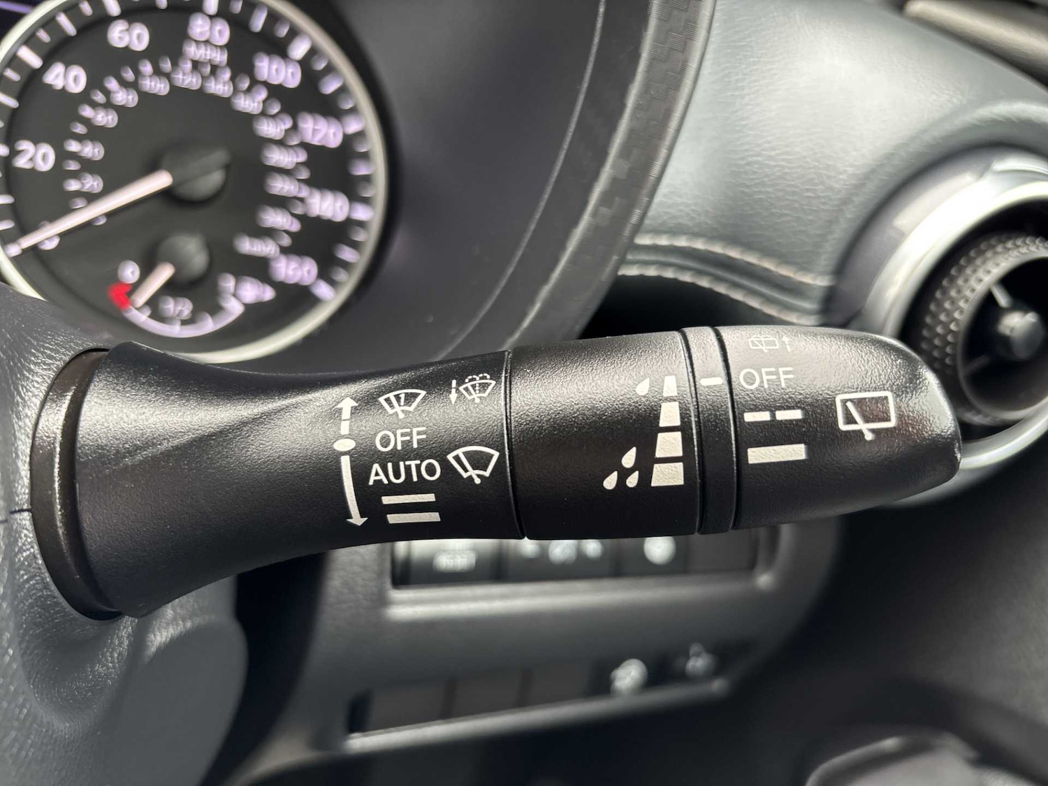 Used Nissan Juke 2021 for sale - 76611618: Photo 25