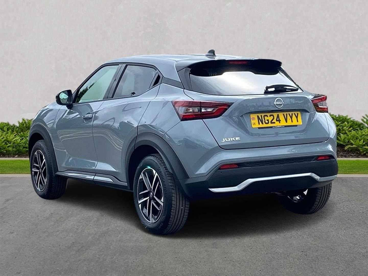 Used Nissan Juke 2024 for sale - 76920117: Photo 2