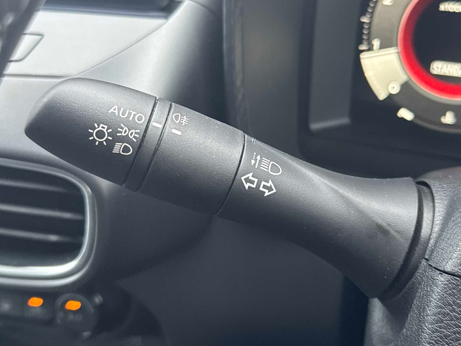 Used Nissan Juke 2024 for sale - 76986924: Photo 26