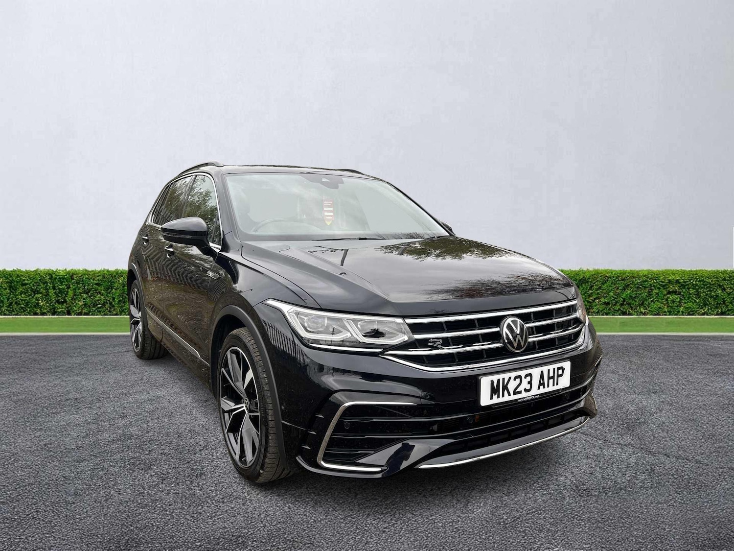 Used Volkswagen Tiguan 2023 for sale - 76450599: Photo 1