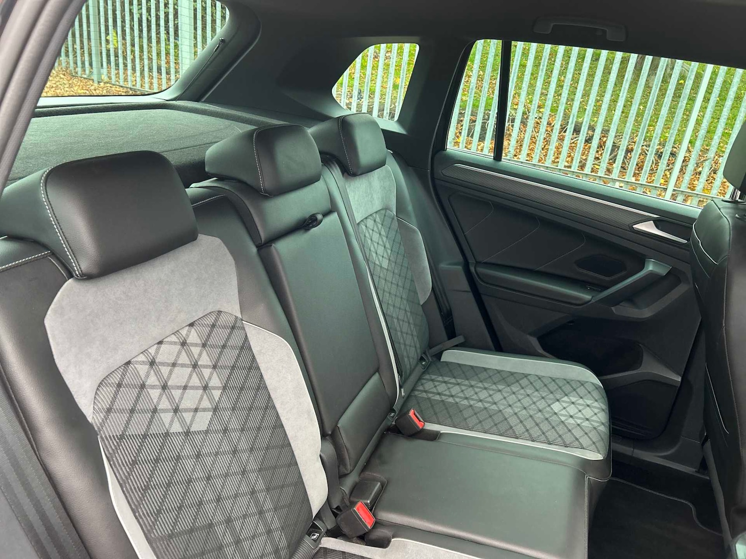 Used Volkswagen Tiguan 2023 for sale - 76450599: Photo 15