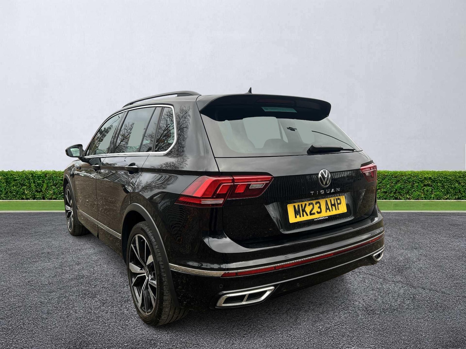 Used Volkswagen Tiguan 2023 for sale - 76450599: Photo 2