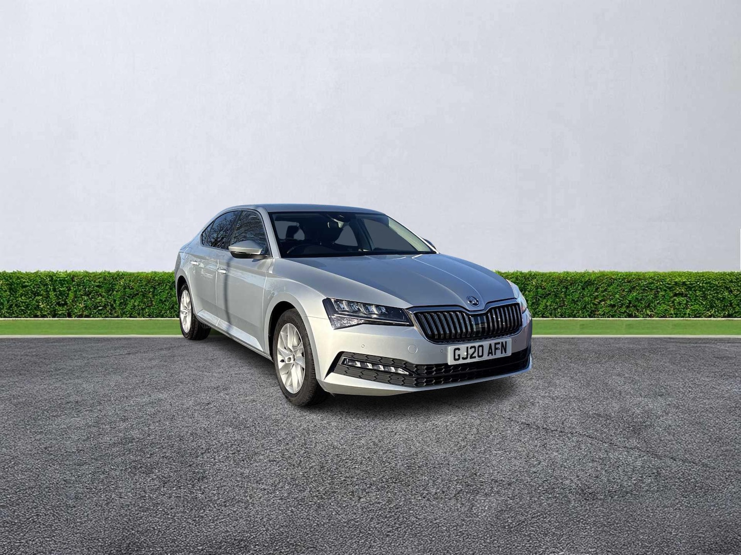Used Skoda Superb 2020 for sale - 76402458: Photo 1