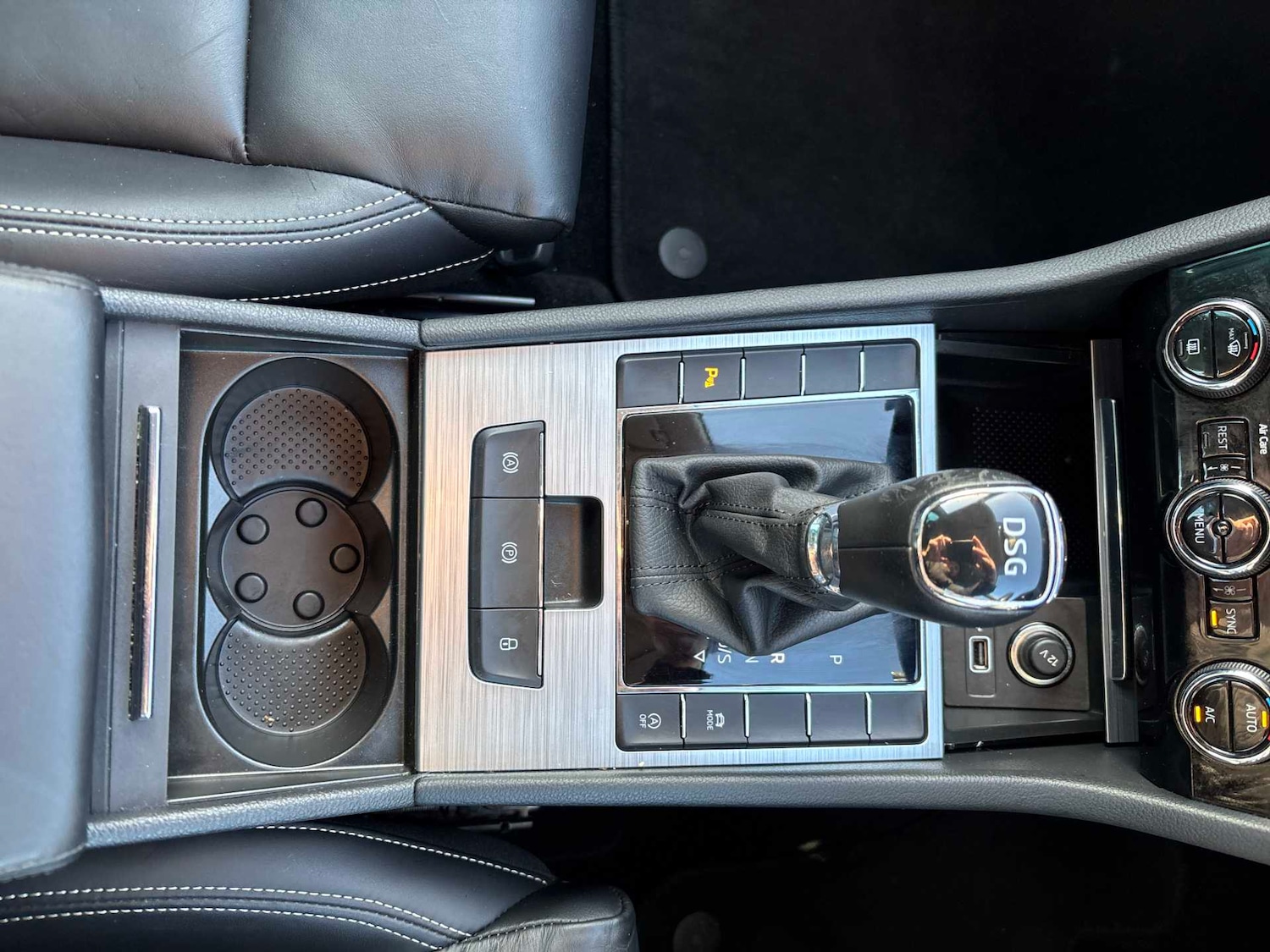 Used Skoda Superb 2020 for sale - 76402458: Photo 12