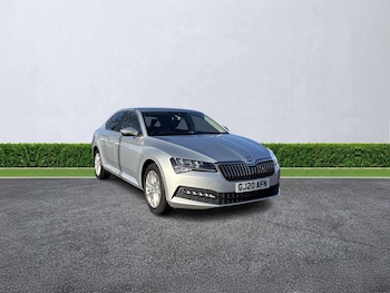 Used Skoda Superb 2020 for sale - 76402458: Photo