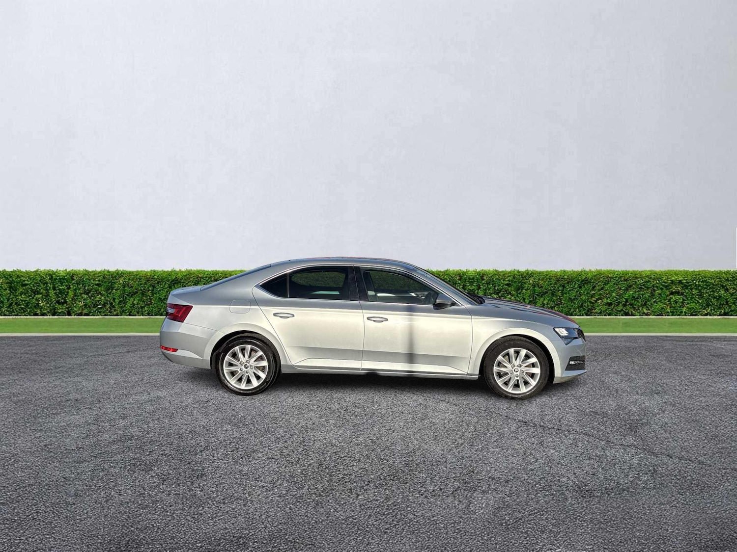 Used Skoda Superb 2020 for sale - 76402458: Photo 3