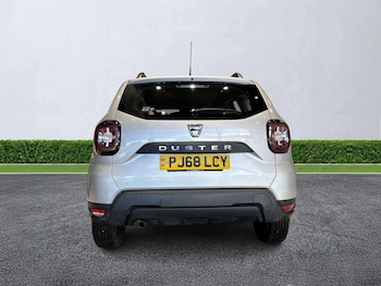 Used Dacia Duster 2018 for sale - 77528912: Photo