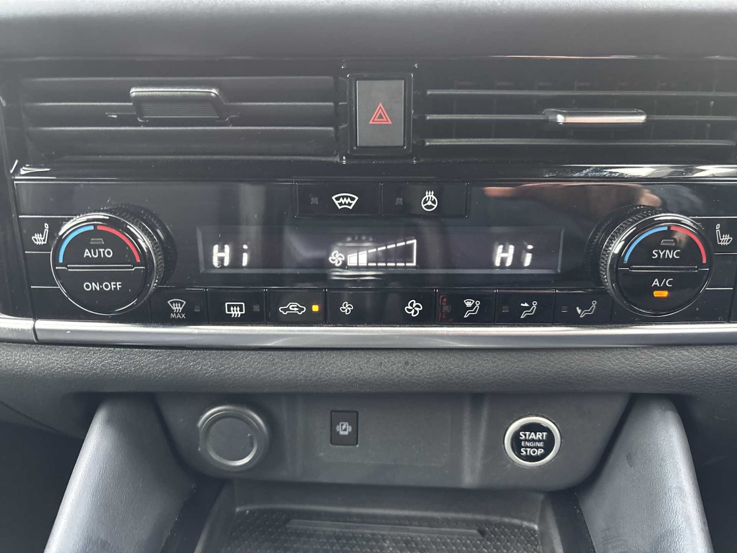 Used Nissan Qashqai 2022 for sale - 76320689: Photo 11