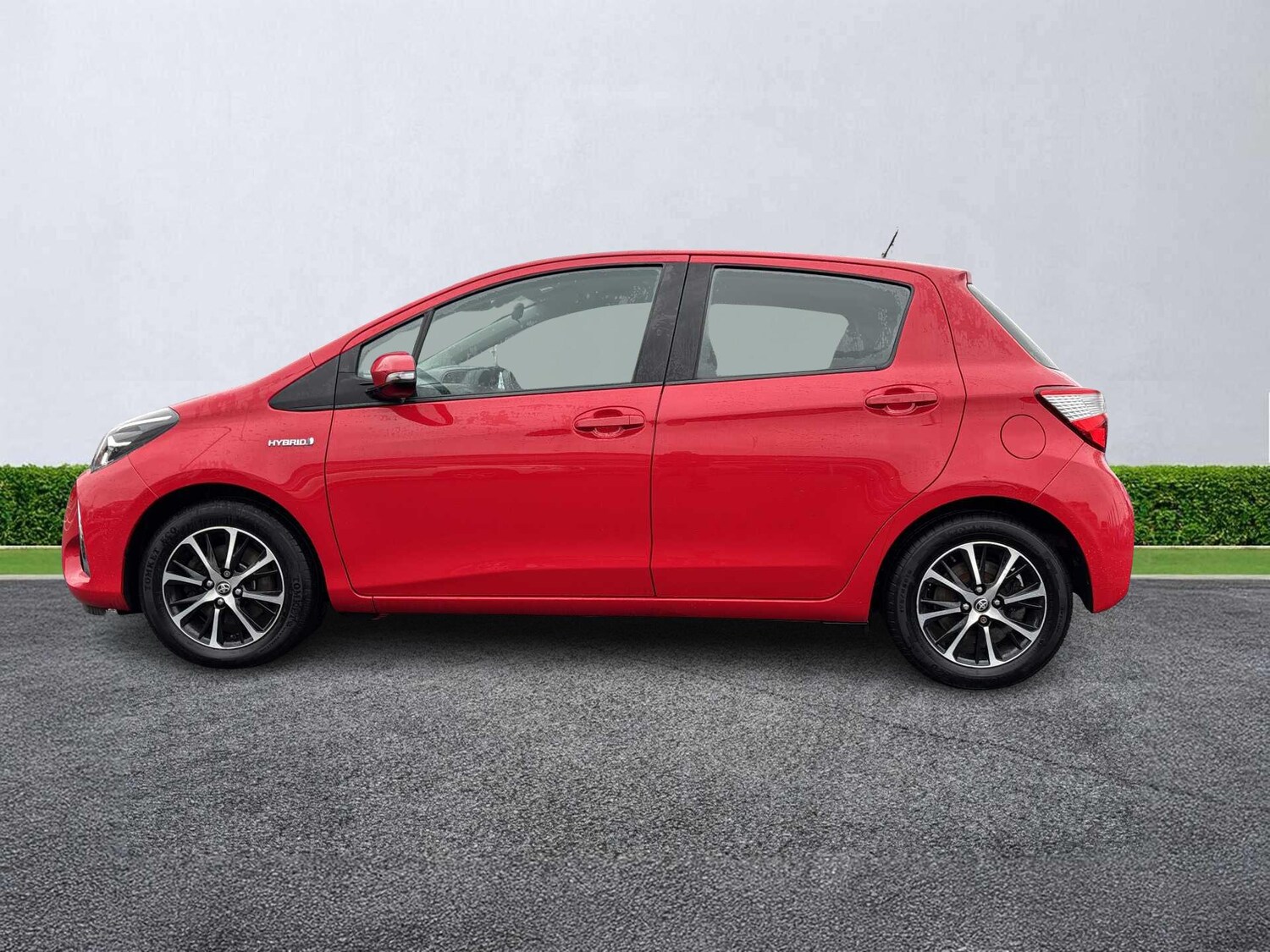 Used Toyota Yaris 2019 for sale - 77676365: Photo 18