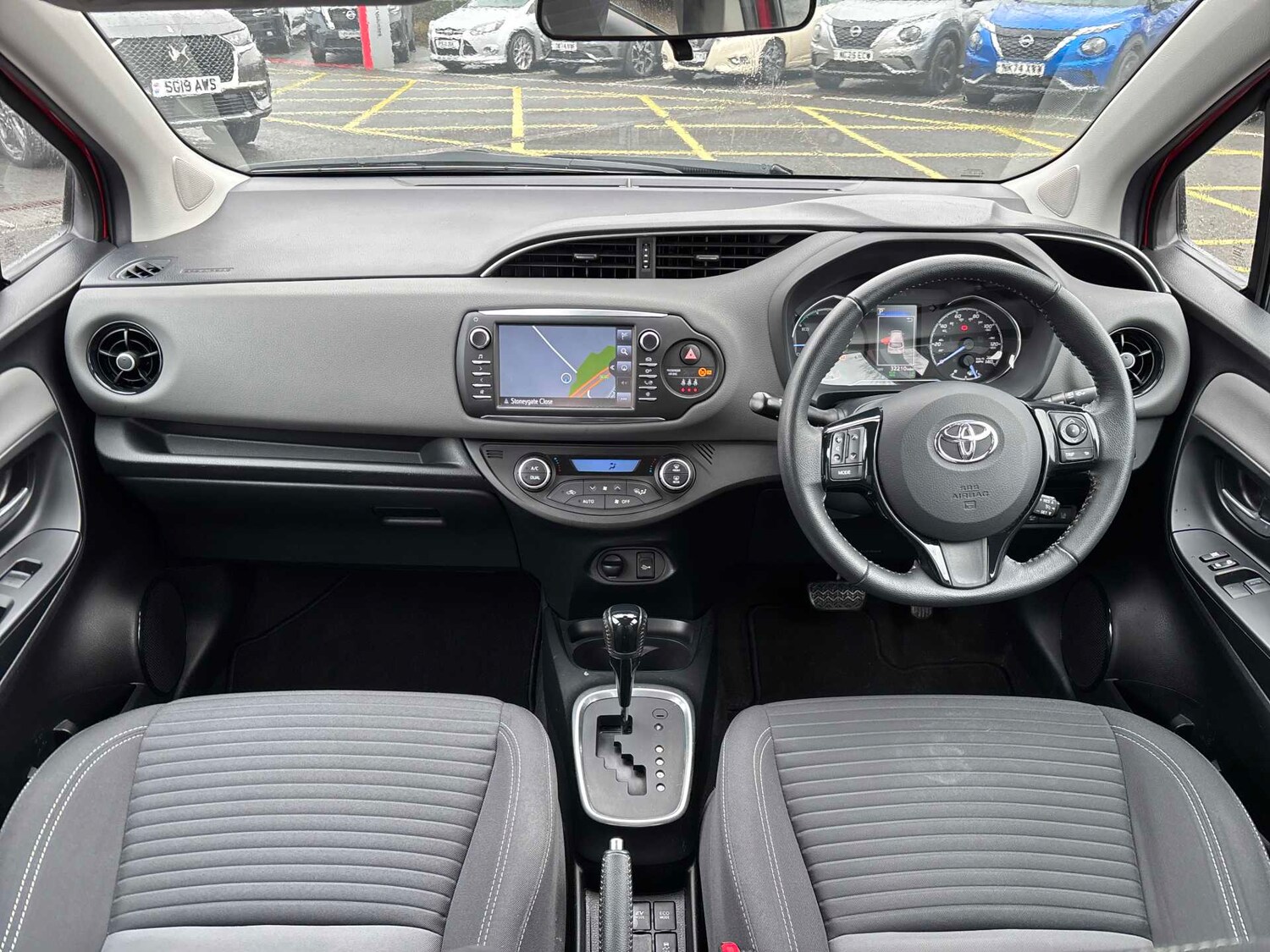 Used Toyota Yaris 2019 for sale - 77676365: Photo 8