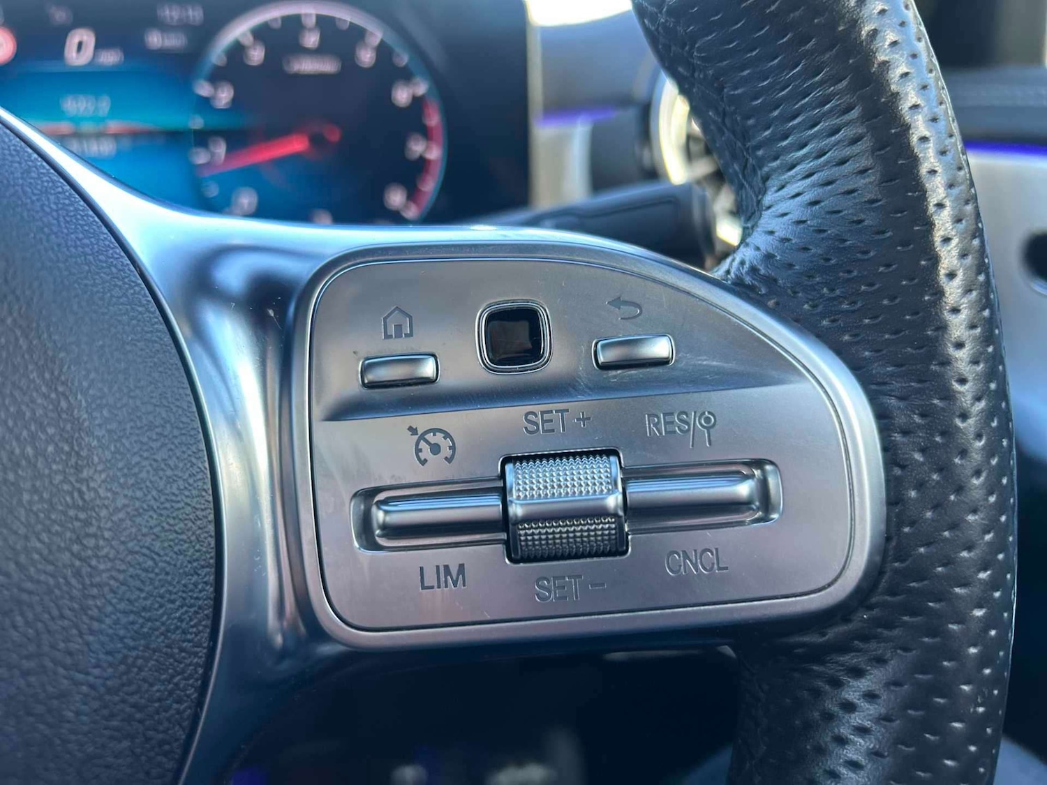 Used Mercedes-Benz CLA 2020 for sale - 76383339: Photo 23