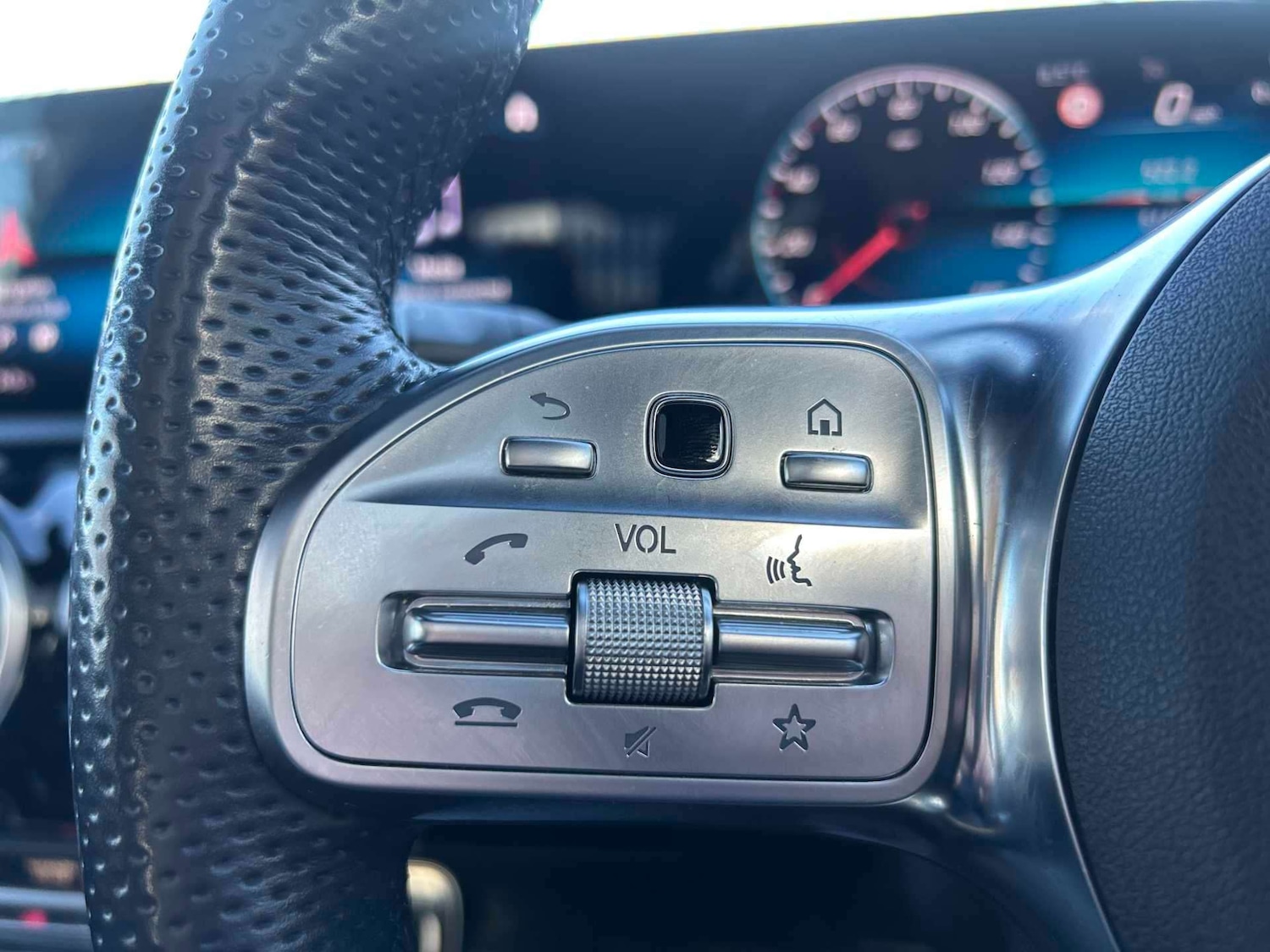 Used Mercedes-Benz CLA 2020 for sale - 76383339: Photo 24