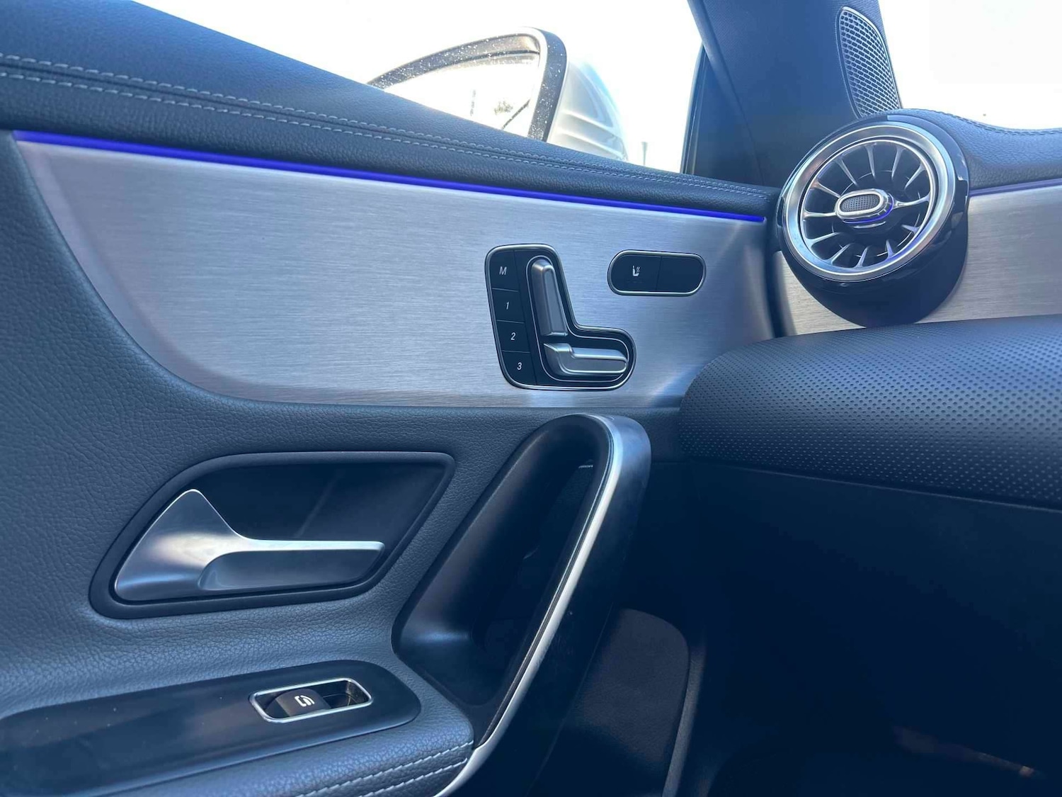 Used Mercedes-Benz CLA 2020 for sale - 76383339: Photo 29