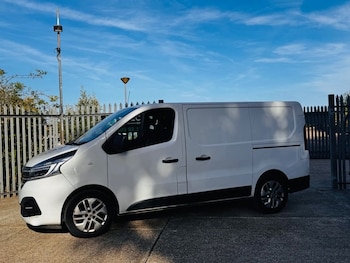 Used Renault Trafic 2020 for sale - 79160100: Photo