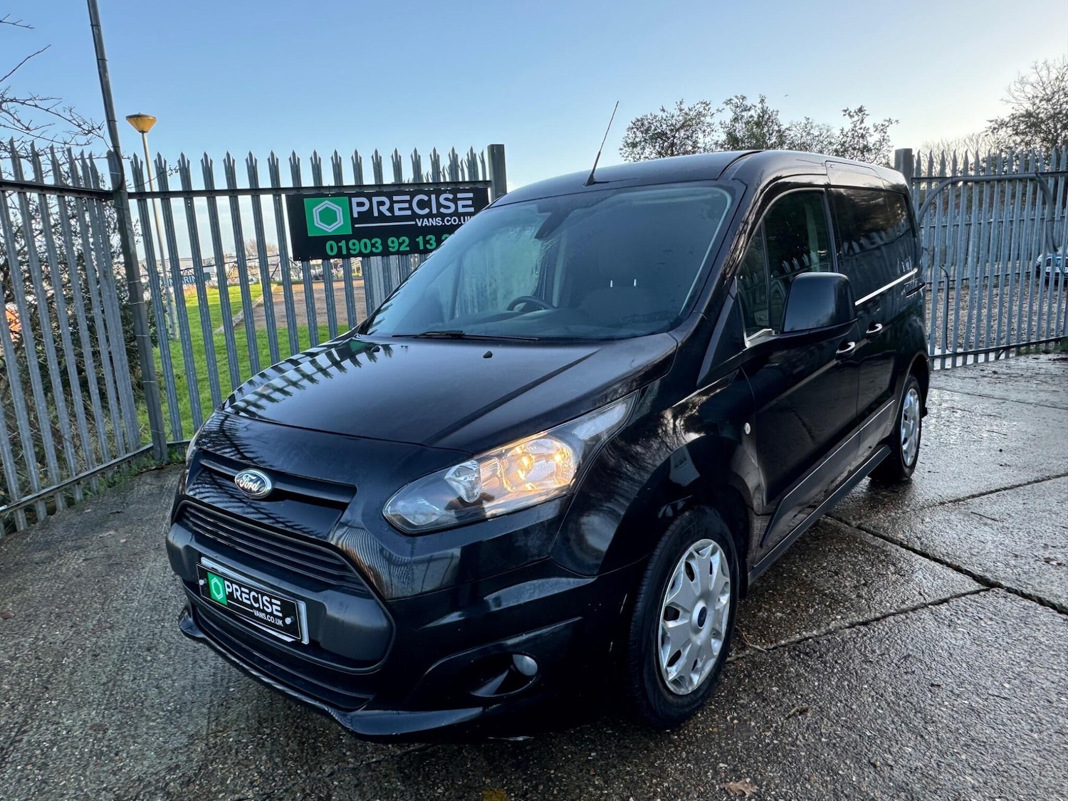 Used Ford Transit Connect 2015 for sale - 77143890: Photo 11