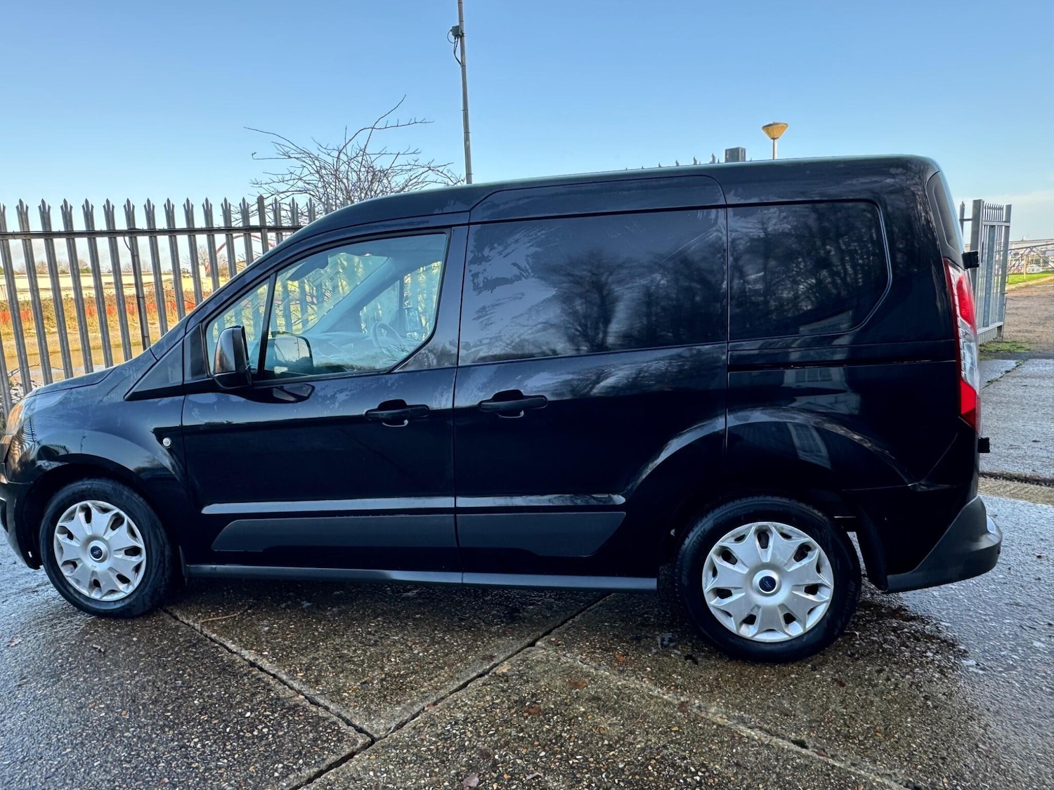 Used Ford Transit Connect 2015 for sale - 77143890: Photo 16