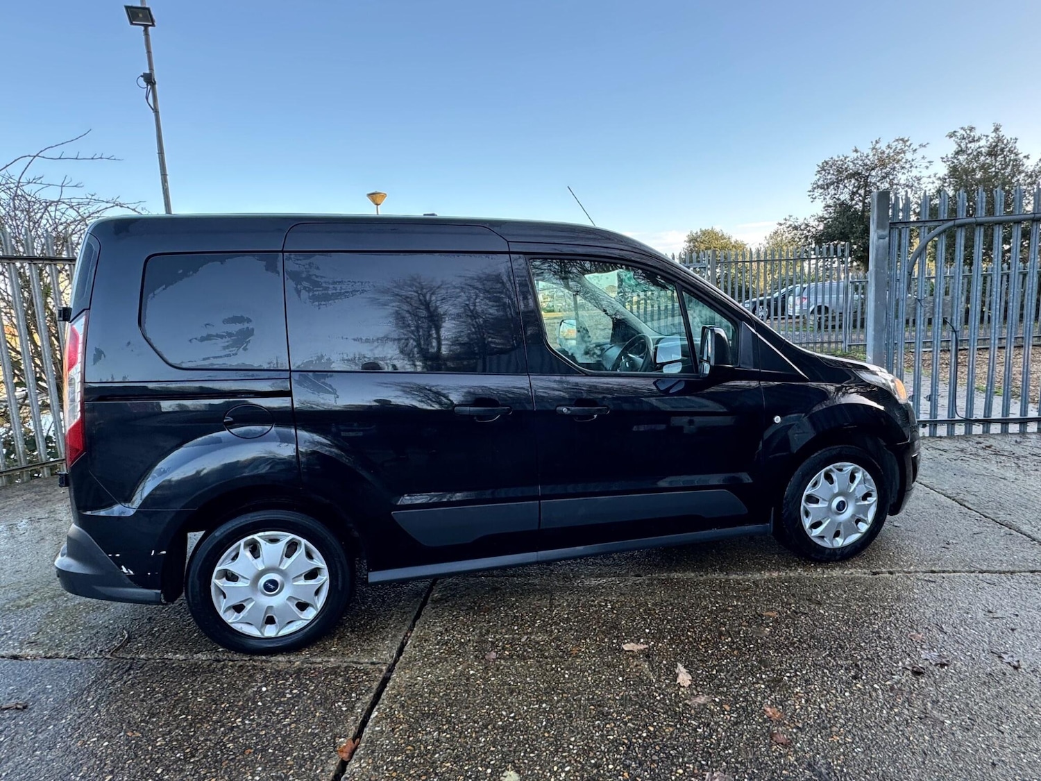 Used Ford Transit Connect 2015 for sale - 77143890: Photo 30