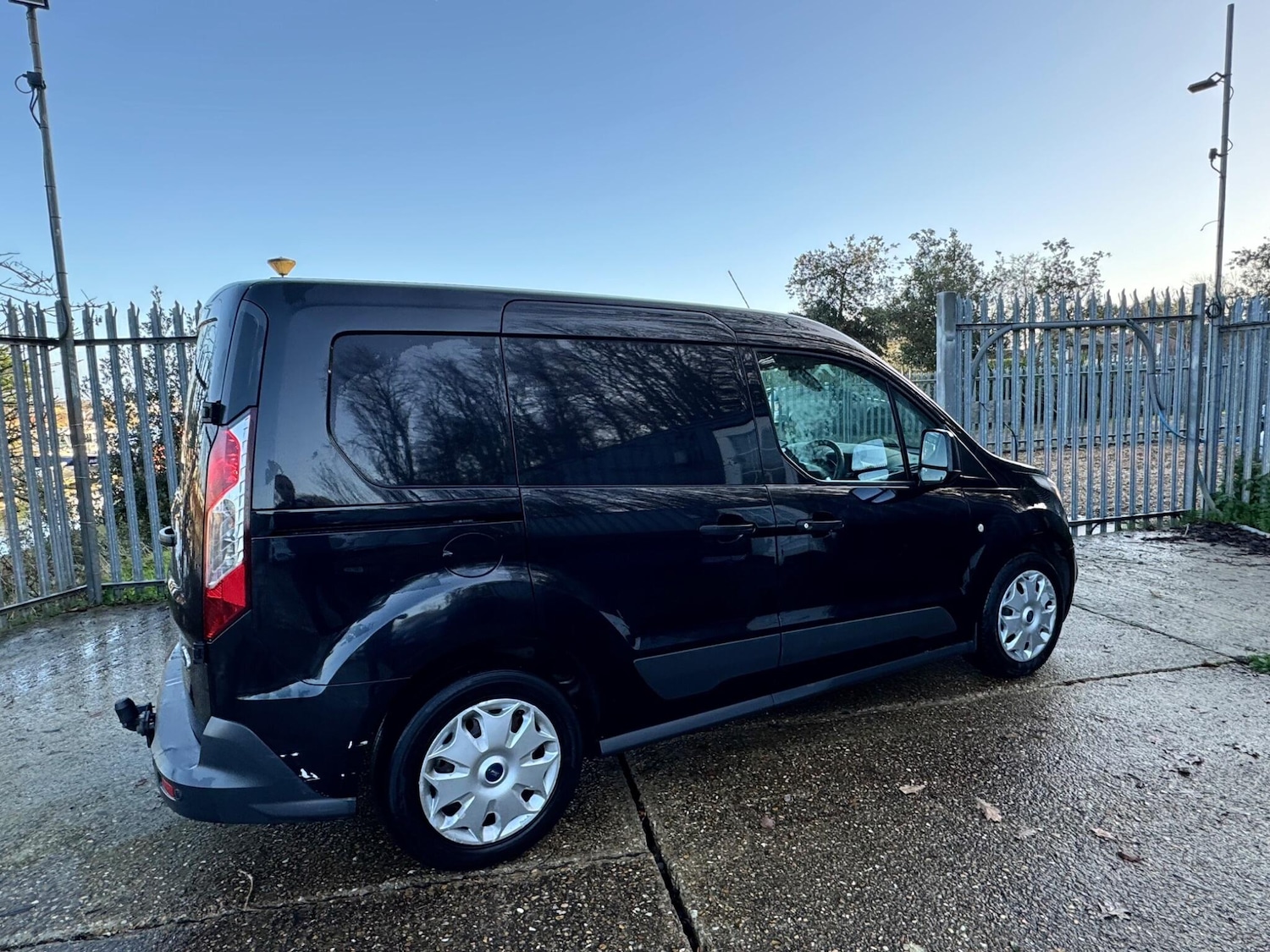 Used Ford Transit Connect 2015 for sale - 77143890: Photo 31