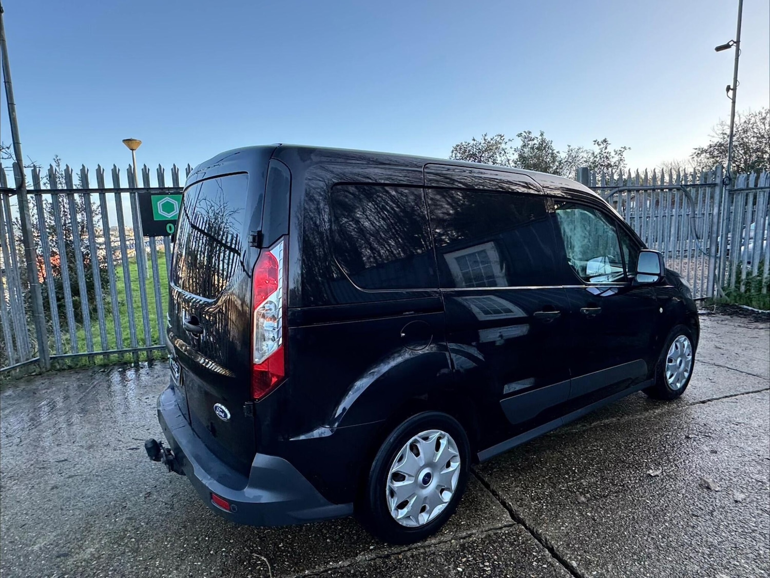 Used Ford Transit Connect 2015 for sale - 77143890: Photo 32