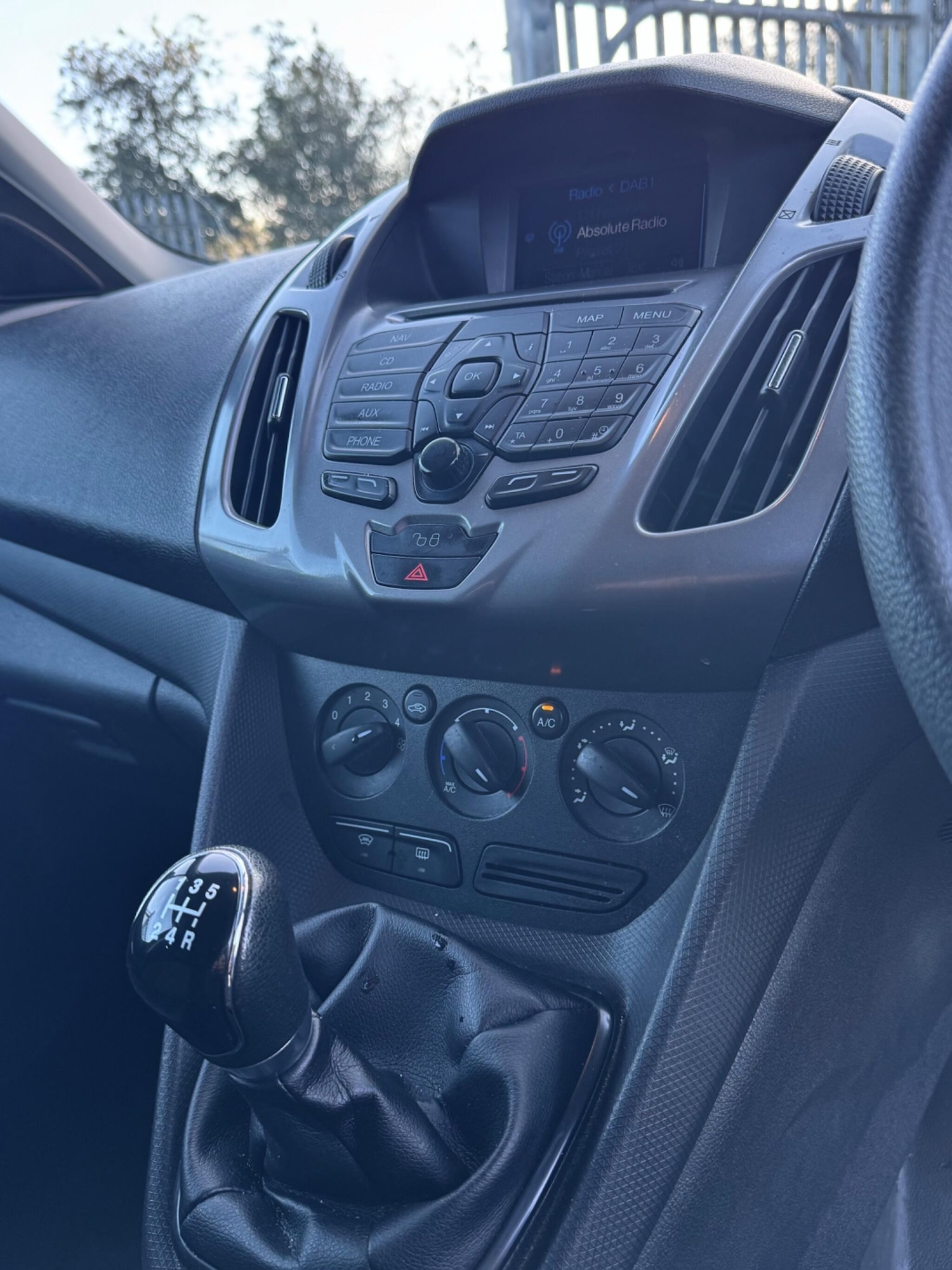 Used Ford Transit Connect 2015 for sale - 77143890: Photo 38