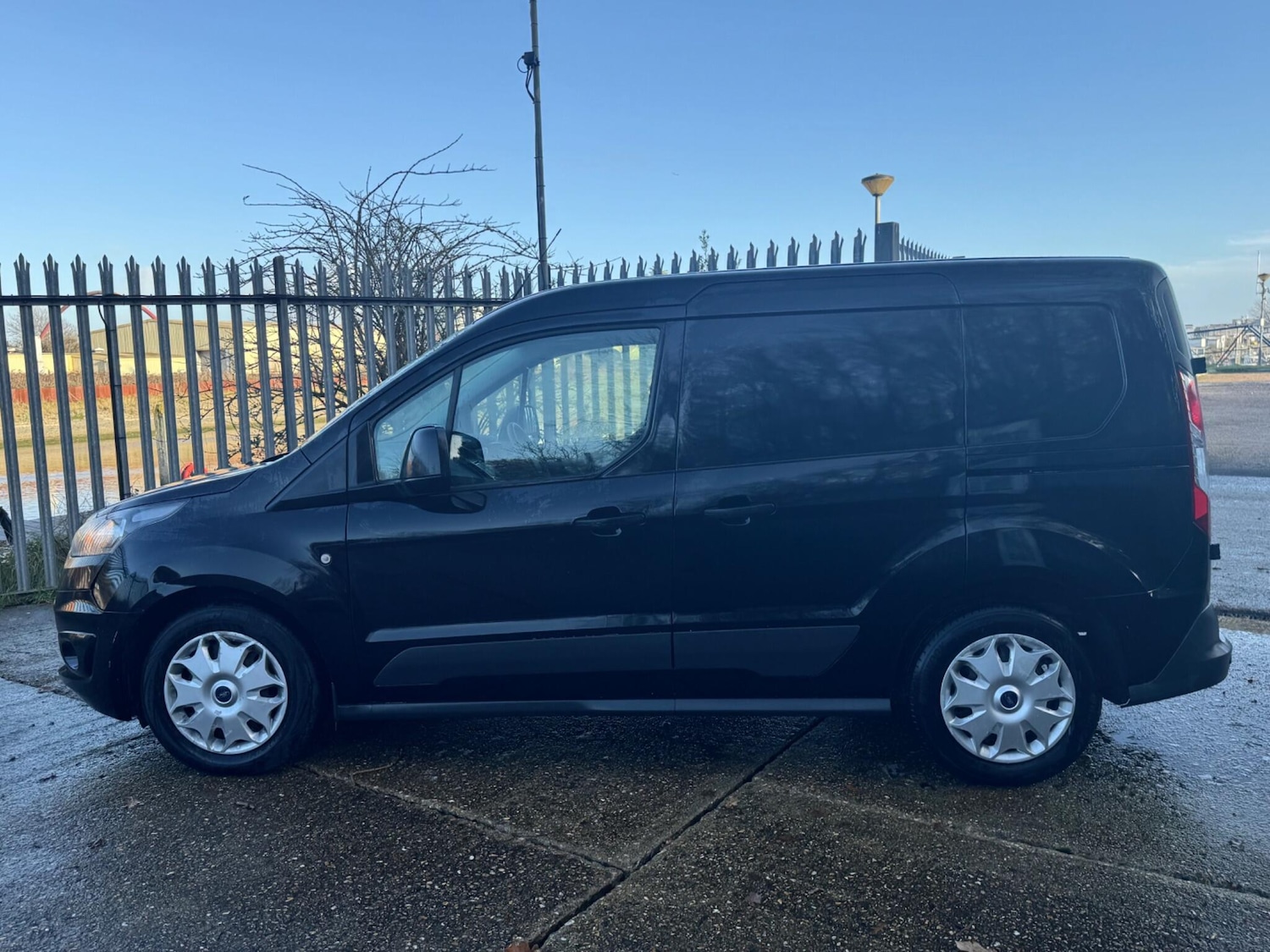 Used Ford Transit Connect 2015 for sale - 77143890: Photo 4